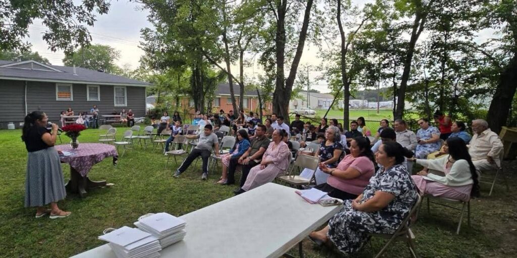 hermanos evangélicos se unen a grupo pequeño adventista 001